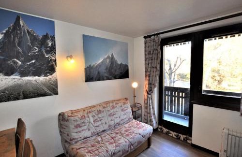 Chamonix-Mont-Blanc Apartment | Charmant studio proche télécabine avec parking et wifi à Chamonix - FR-1-517-59