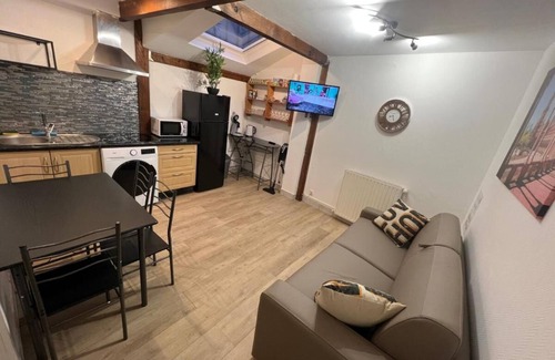Bourges Apartment | Charmant T2 Plein Centre Ville et Proche Gare