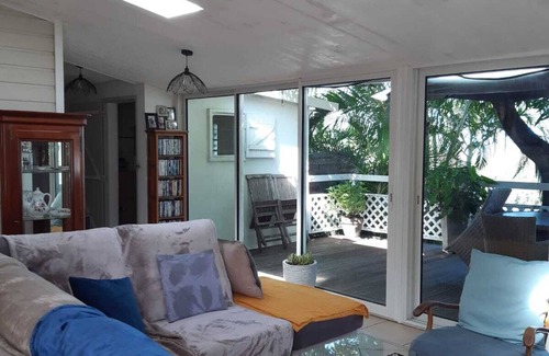 L'Etang-Sale House | Charmante Case Créole Avec vue mer