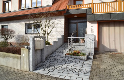 Georgensgmuend Apartment | Charmante Ferienwohnung mit Zwei Schlafzimmern und Wintergarten