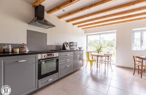 Saint-Dier-dʼAuvergne House | Charmante Maison Cocooning en Pleine Nature