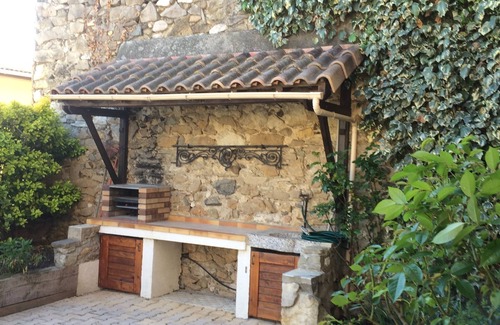 Argeliers House | Charmante Maison en Pierres Dans Village, 200m du Canal du Midi. 30 mn Plages