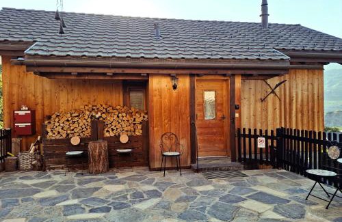 Noes Ski Chalet | Charmante maisonnette avec vue sur les montagnes