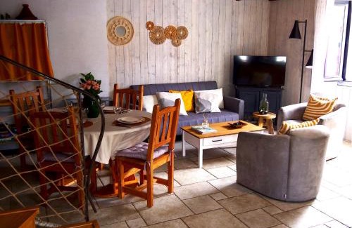 Locmiquelic House | Charme & comfort, Terrace, 5 minutes by boat from Lorient