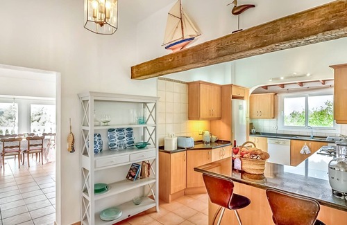 Sant Antoni de Portmany House | Charming holiday home 'Can Paradís' with sea views, Wi-Fi and a/c in Ibiza