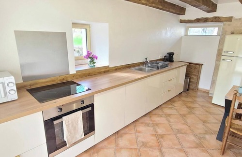 Lebreil Apartment | Charming 1-bedroom apartment overlooking fabulous Montcuq-en-Quercy-Blanc