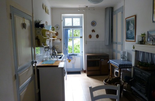 La Boissiere-des-Landes Cottage | Charming Traditional Vendeen Cottage sleeping 4 in the peaceful countryside