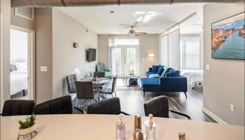 Legacy Park Apartment | Charming 1,100 sq ft apartment near to The Shops at Legacy