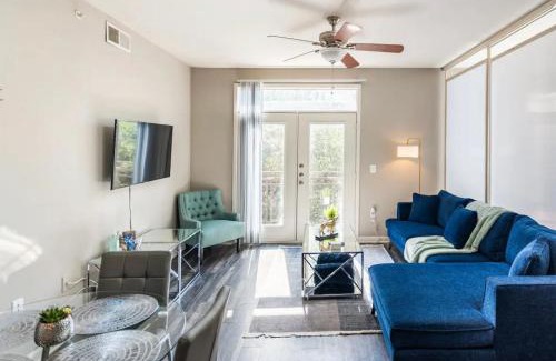 Legacy Park Apartment | Charming 1,100 sq ft apartment near to The Shops at Legacy