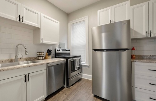 West Central Apartment | Charming 1-bedroom apartment in downtown Fort Wayne