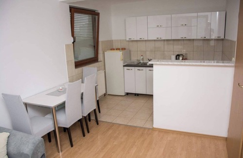 Doboj Apartment | Charming 1-bedroom apartment in welcoming Doboj with WiFi, AC