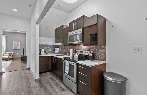 Washington Condo | Charming 1-bedroom condo in idyllic Washington~Walk to Waterfront!