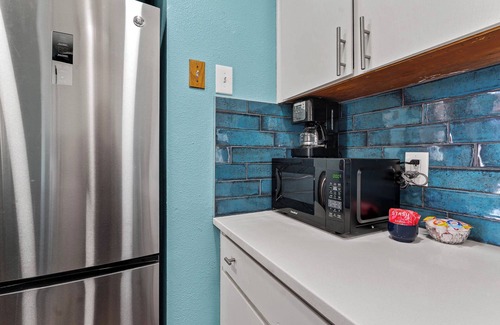 Parkrose House | Charming 1-bedroom house in beautiful Portland with AC