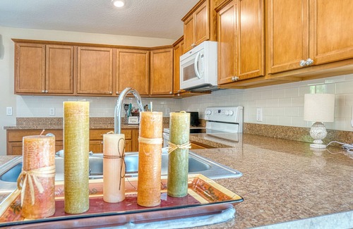 Saint Cloud House | Charming 1-bedroom house in pleasant St. Cloud within close distance to Parks