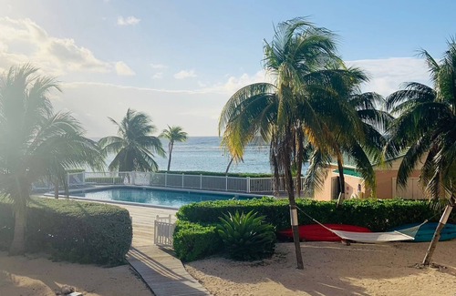 West End Condo | Charming 1-bedroom condo in superb Cayman Brac with pool