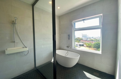 Garapan Villa | Charming 1-bedroom villa in Navy Hill with WiFi and AC