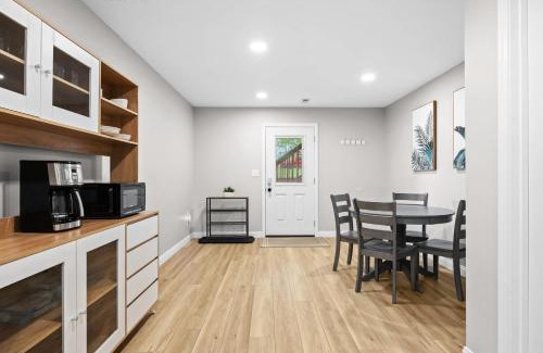 Clarksville Apartment | Charming 1-BR Retreat in the Heart of Clarksville
