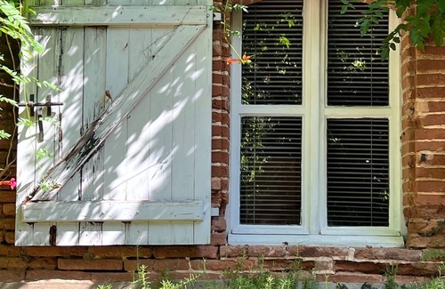 Castelsarrasin House | Charming 19th century cottage with private pool and garden