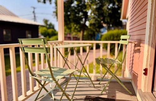 Shelburne Apartment | Charming 1BD Loft in Shelburne