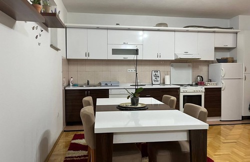 Novi Grad Sarajevo Apartment | Charming 2-Bed Apartment in Sarajevo