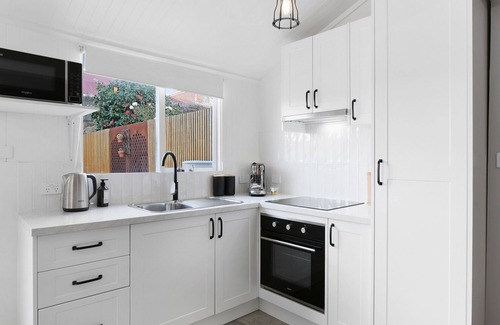 North Hobart House | Charming 2-Bed House in North Hobart