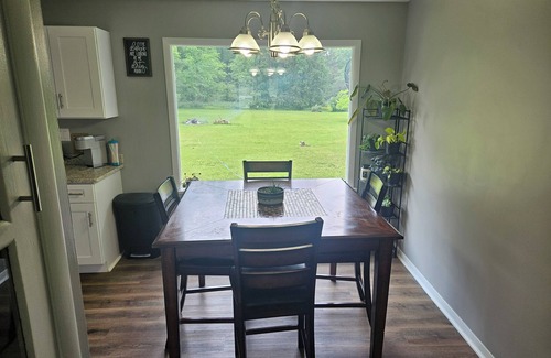 Conneaut Lake House | Charming 2-bedroom house in serene Conneaut Lake with AC, WiFi, large backyard