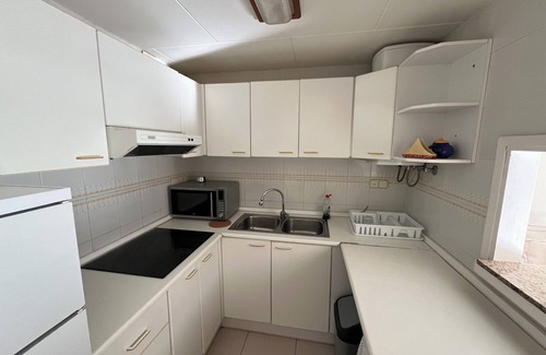 Torreblanca Apartment | Charming 2-bedroom apartment with AC, WiFi in brilliant VC