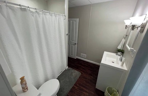 Uniontown Apartment | Charming 2-bedroom apartment with full kitchen, WiFi, and A/C in Uniontown, PA.