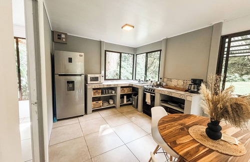 Concepcion Cottage | Charming 2 bedroom Atenas Jungle Hideaway/30 min to Airport/60 min to beach