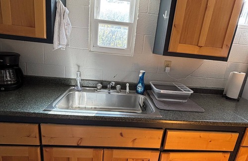Ellsworth County Cabin | Charming 2-bedroom cabin at Kanopolis Lake