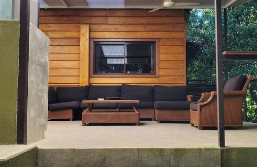 Golfito Cabin | Charming 2-bedroom cabin with WiFi, AC in lovely Pavones