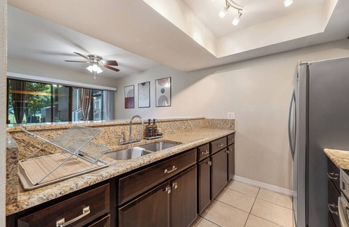 Windhover Condo | Charming 2-bedroom condo walking distance to Universal Studios