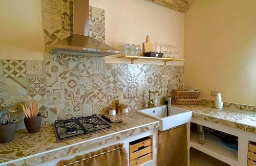 Avola House | Charming 2-bedroom country house in marvelous Avola with AC, WiFi