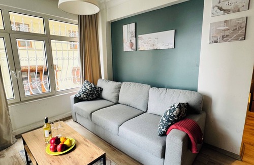 Gumussuyu Mahallesi Apartment | Charming 2 bedroom duplex with Bosphorus view in central Istanbul