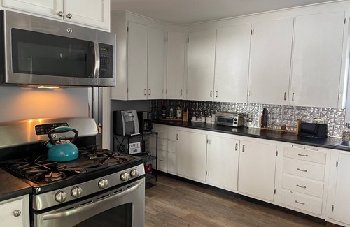 Auburn House | Charming 2-bedroom house in marvelous Auburn with AC, WiFi, and fenced yard.