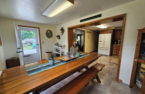 East Brady House | Charming 2-bedroom river house in East Brady with dock access.