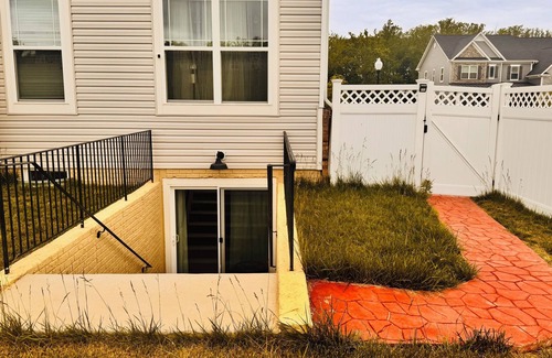 Bryans Road House | Charming 2-bedroom Basement Apt with WiFi, AC in delightful Bryans Road Maryland