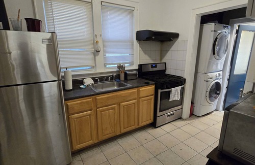 Jersey City Apartment | Charming 2-bedroom apartment with AC, WiFi in Jersey City