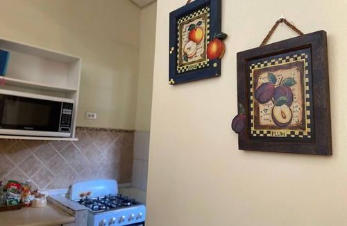 David House | Charming 2-BR La Fontana townhome with WiFi, AC in amazing David