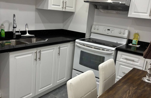 Malton Apartment | Charming 2 BR unit in Malton