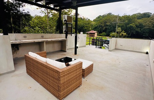 Jaco Villa | Charming 2-bedroom villa in fabulous Punta Leona. Near Playa Blanca & Jaco. Pool