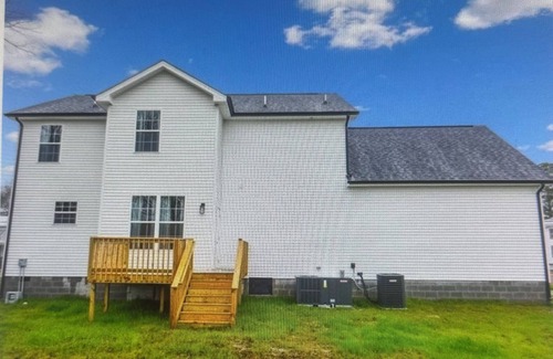 Suffolk House | Charming 2800 sq.ft 4-bedroom home with AC and WiFi in Suffolk