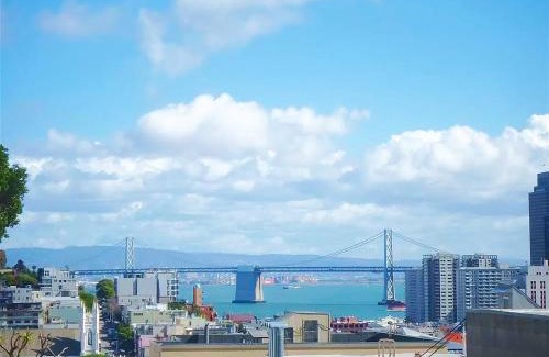 Russian Hill House | Charming 2BR Cottage with Bay and City Views-Gated Luxury Private Place