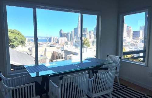 Russian Hill House | Charming 2BR Cottage with Bay and City Views-Gated Luxury Private Place