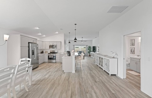 Sumter County Villa | Charming 3/2 Courtyard Villa with Golf Cart in The Villages – Book Your Stay!