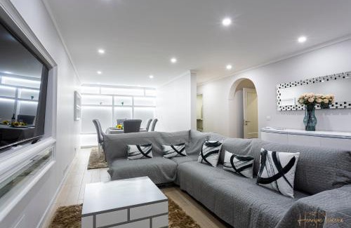 Santa Maria Maior House | Charming 3-Bed House in Funchal