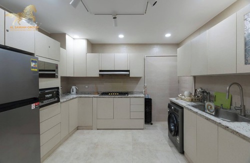 Oula Apartment | Charming 3-bedroom duplex with Nile view ,AC and WiFi in fabulous Giza