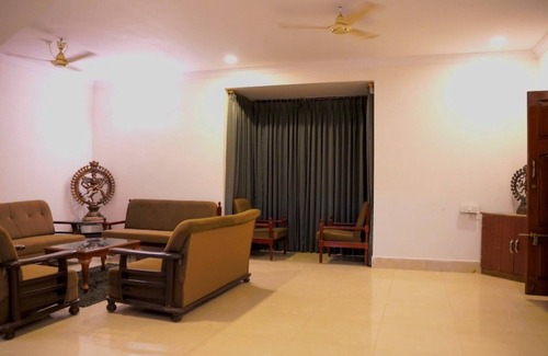 Chevella Other | Charming 3-bedroom farmhouse with WiFi and AC in serene Tolkatta