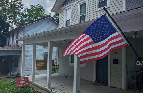 Brookville House | Charming 3-bedroom house with WiFi and AC in Brookville's quiet Northside