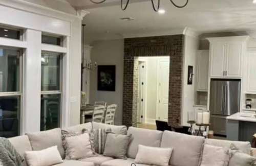 Houma House | Charming 3-bedroom house with WiFi, AC in welcoming Houma